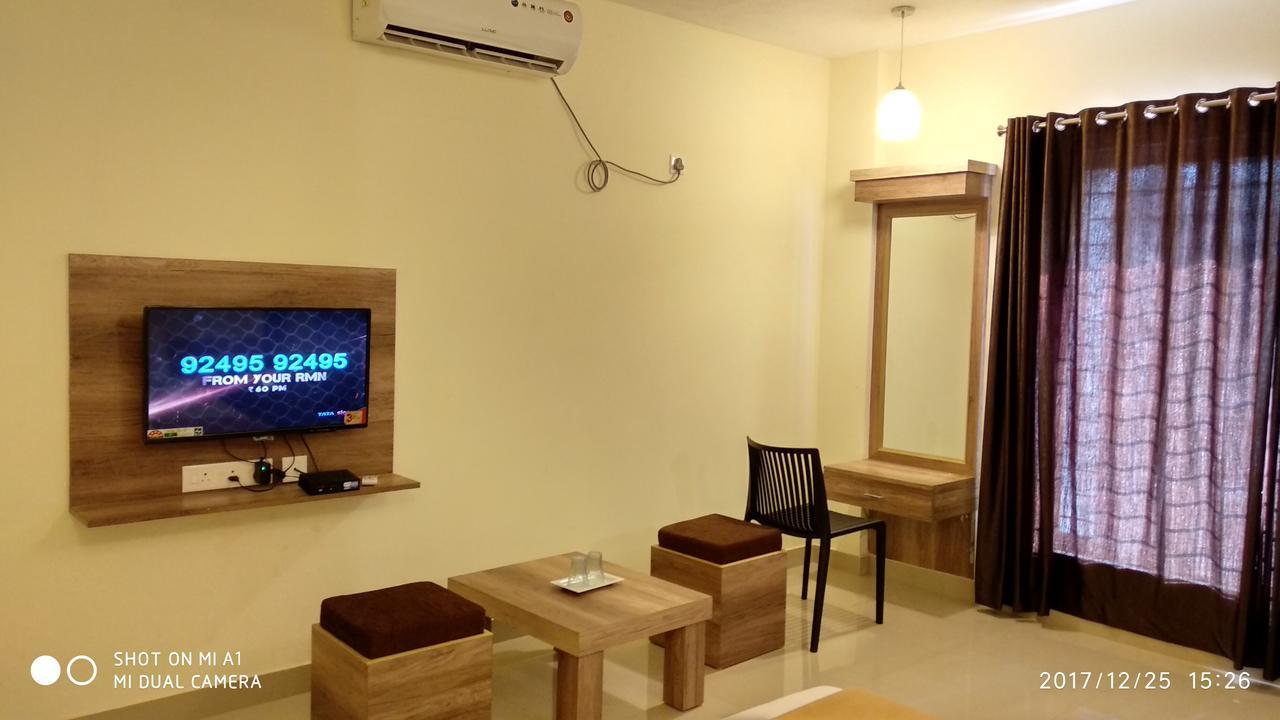 Shesha Kuteera Hotel Subrahmanya Exterior photo